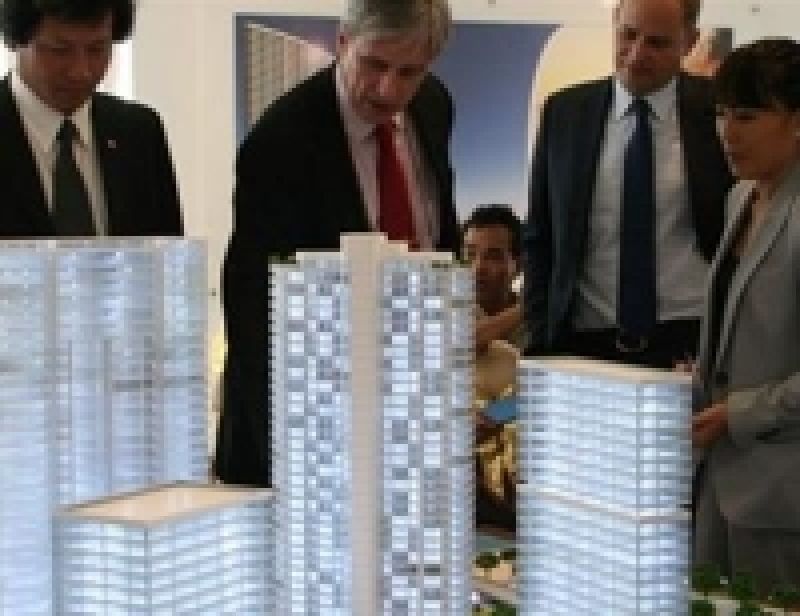 Người nước ngo&agrave;i mua nh&agrave; ở tại Việt Nam: Vẫn sẽ chỉ &ldquo;chờ v&agrave; xem&rdquo;