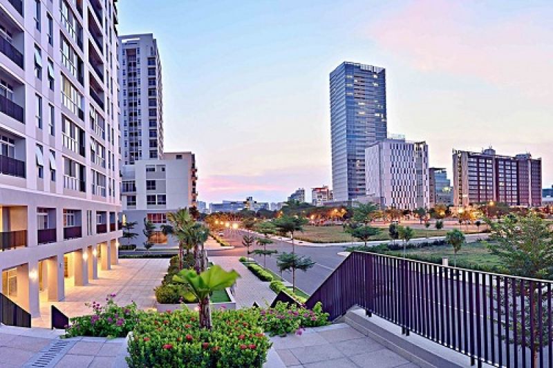 Doanh nghiệp địa ốc trong cuộc đua mở rộng thị trường