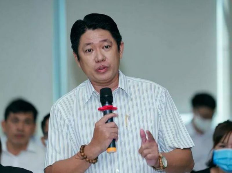 Ban quản trị th&iacute;ch dẫn luật nhưng lại l&agrave;m sai luật đầu ti&ecirc;n